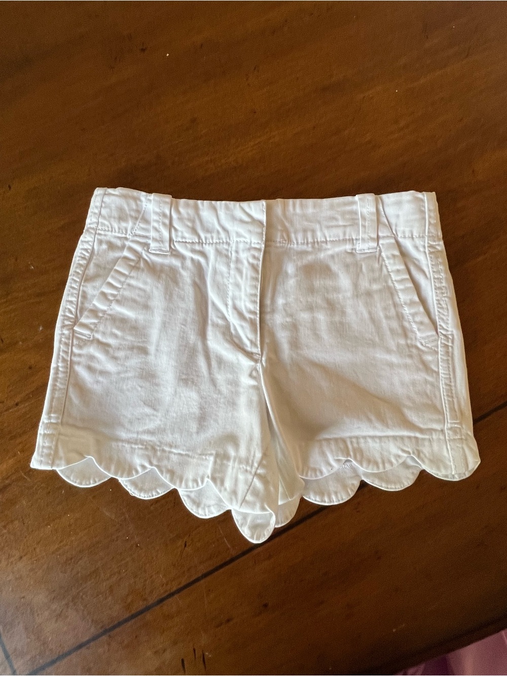 Vineyard Vines Girls Scalloped White Chino Shorts